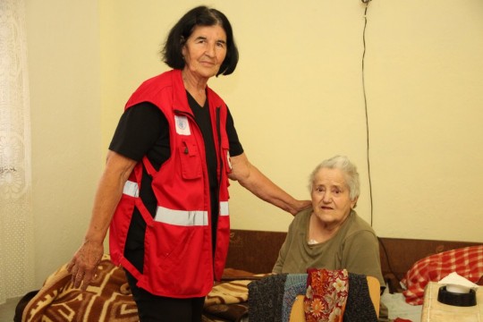 Red Cross Mobile Teams: Hope for many citizens of Bosansko Grahovo, Glamoč, Drvar and surroundings
